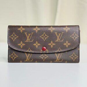 Louis Vuitton Monogram Canvas Wallet with Classic LV Logo Design